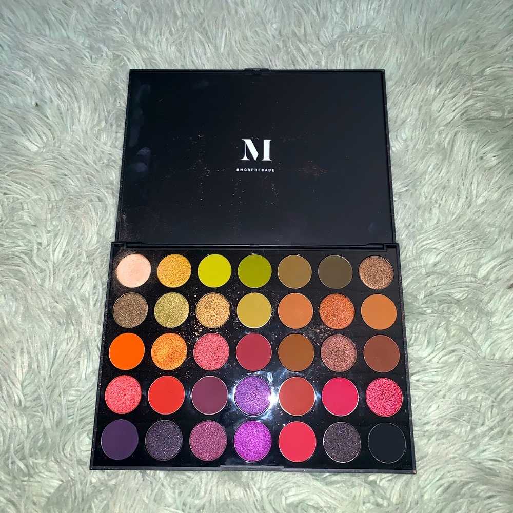 Makeup pallet